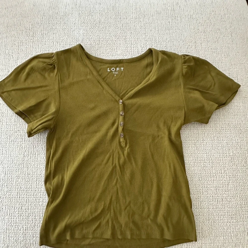 Brand new Loft shirt - Picture 2 of 4